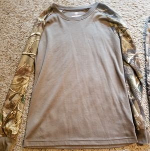 Women's Camo Hunt Longsleeve